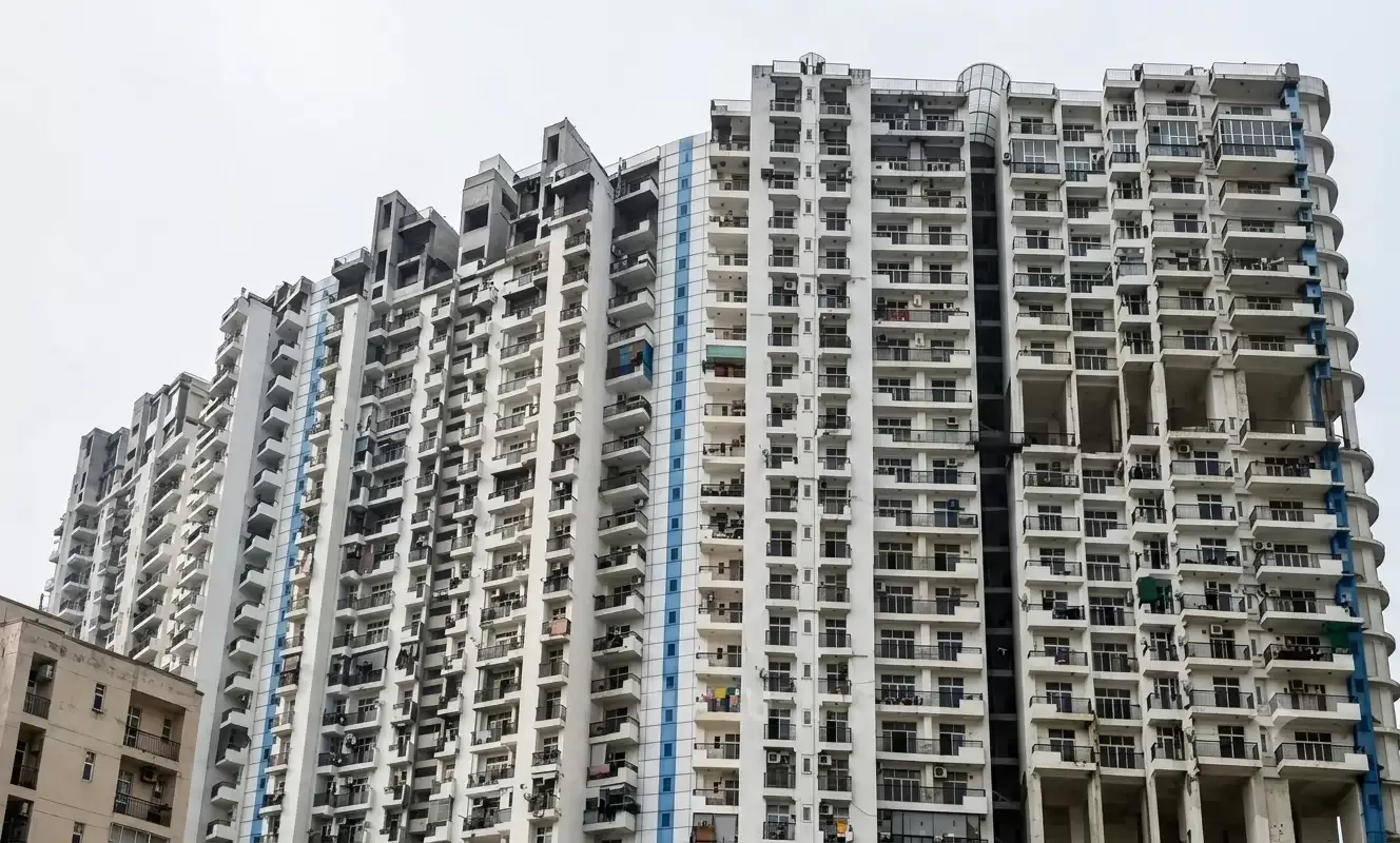 Amrapali Platinum Noida 2026 – Apartments Price, Floor Plan, Location & Resale Flats